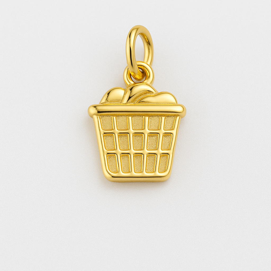 The Mom Club Confidential Charm Bracelet – Signature Link Edition - élise & madelyn