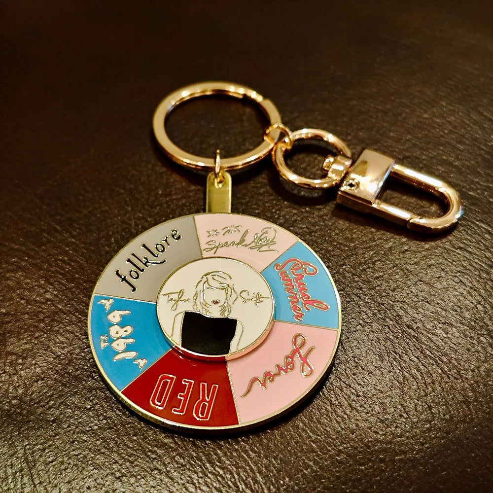 Music Singer Keychain Motel Key Chain Fashion Accessory