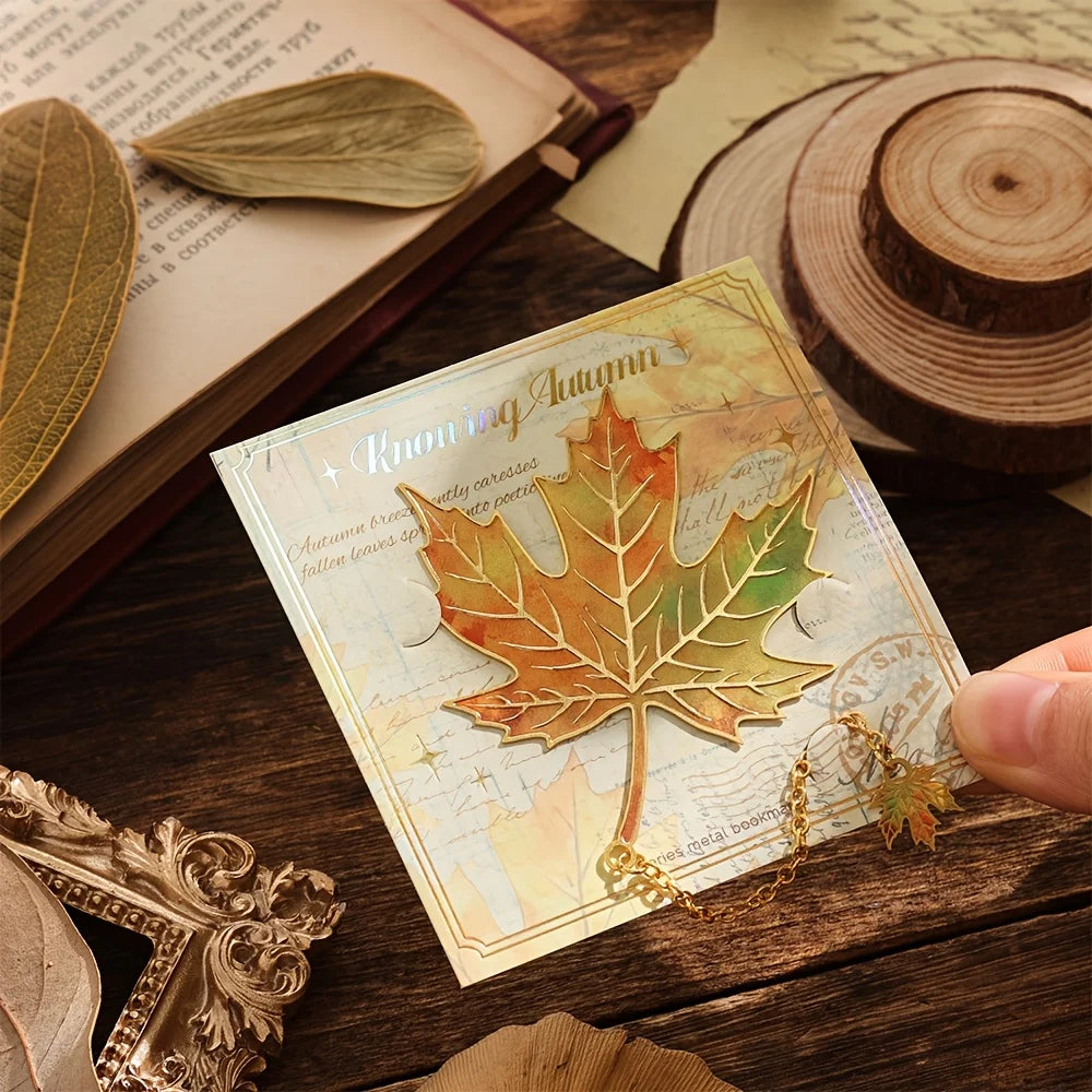 Vintage Maple Leaf Metal Bookmark – Colorful Autumn-Inspired Reading Gift for Book Lovers, Teachers & Students - élise & madelyn