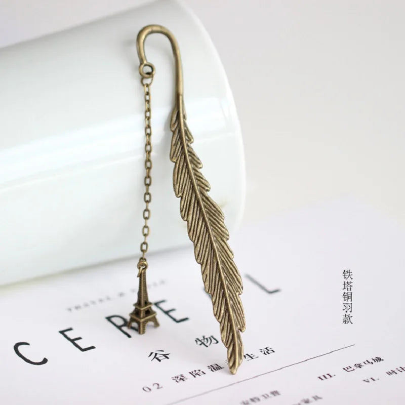 Vintage Feather Bronzing Metal Bookmark With Metal Chain Pendant Bookmark For Teachers Friends Book Club Book Lovers