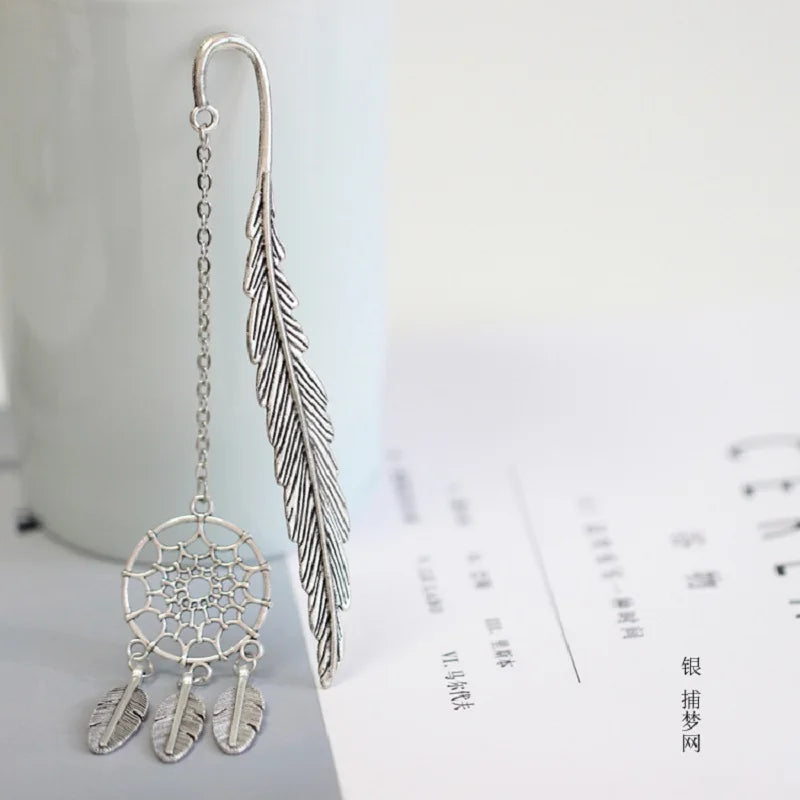 Vintage Feather Metal Bookmark – Etched Brass with Chain Pendant - élise & madelyn