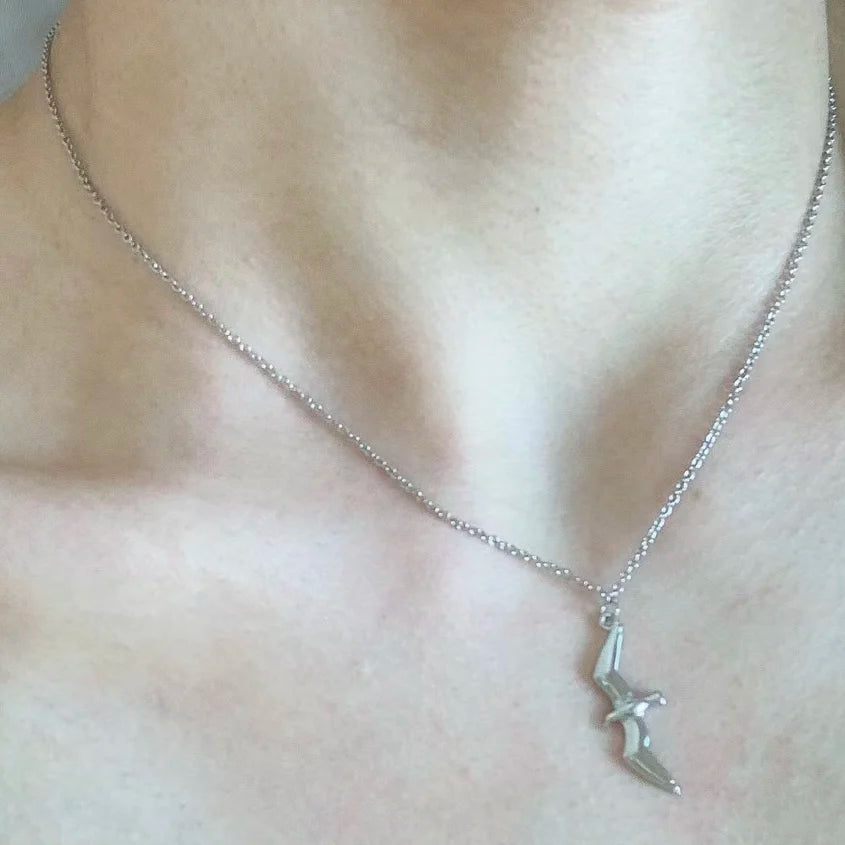 1989-Inspired Silver Seagull Necklace — Minimalist Clavicle Pendant