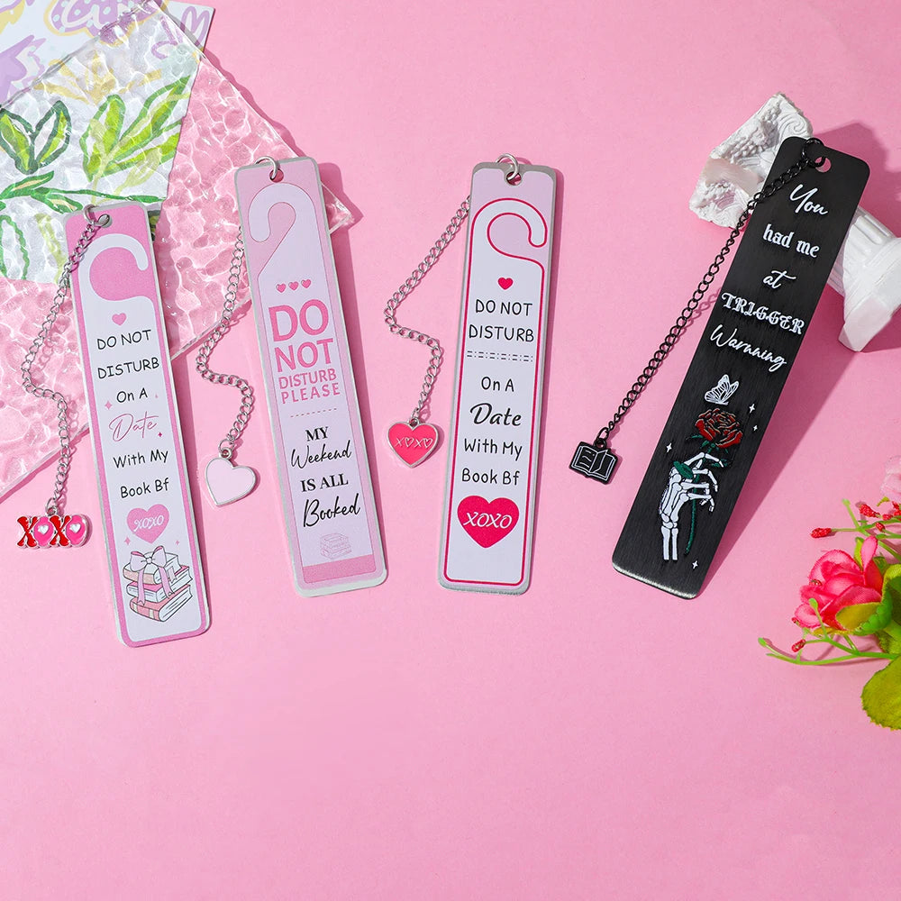 Fashion Pink Heart Bookmarks Valentine's Day Gifts for Girlfriends Everyday Gifts Reading Accessories for Book Lovers